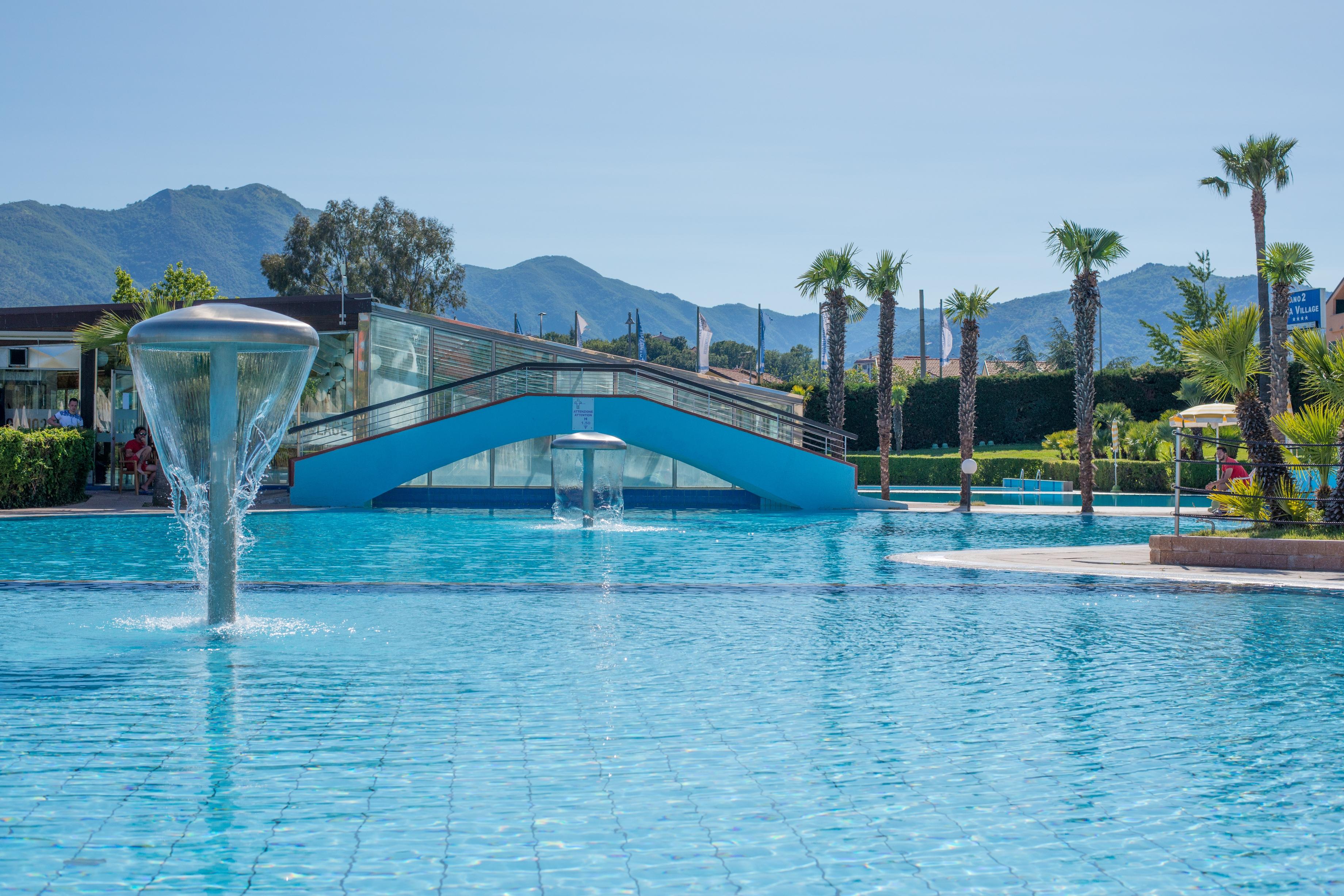 Aparthotel 2 Village 4*