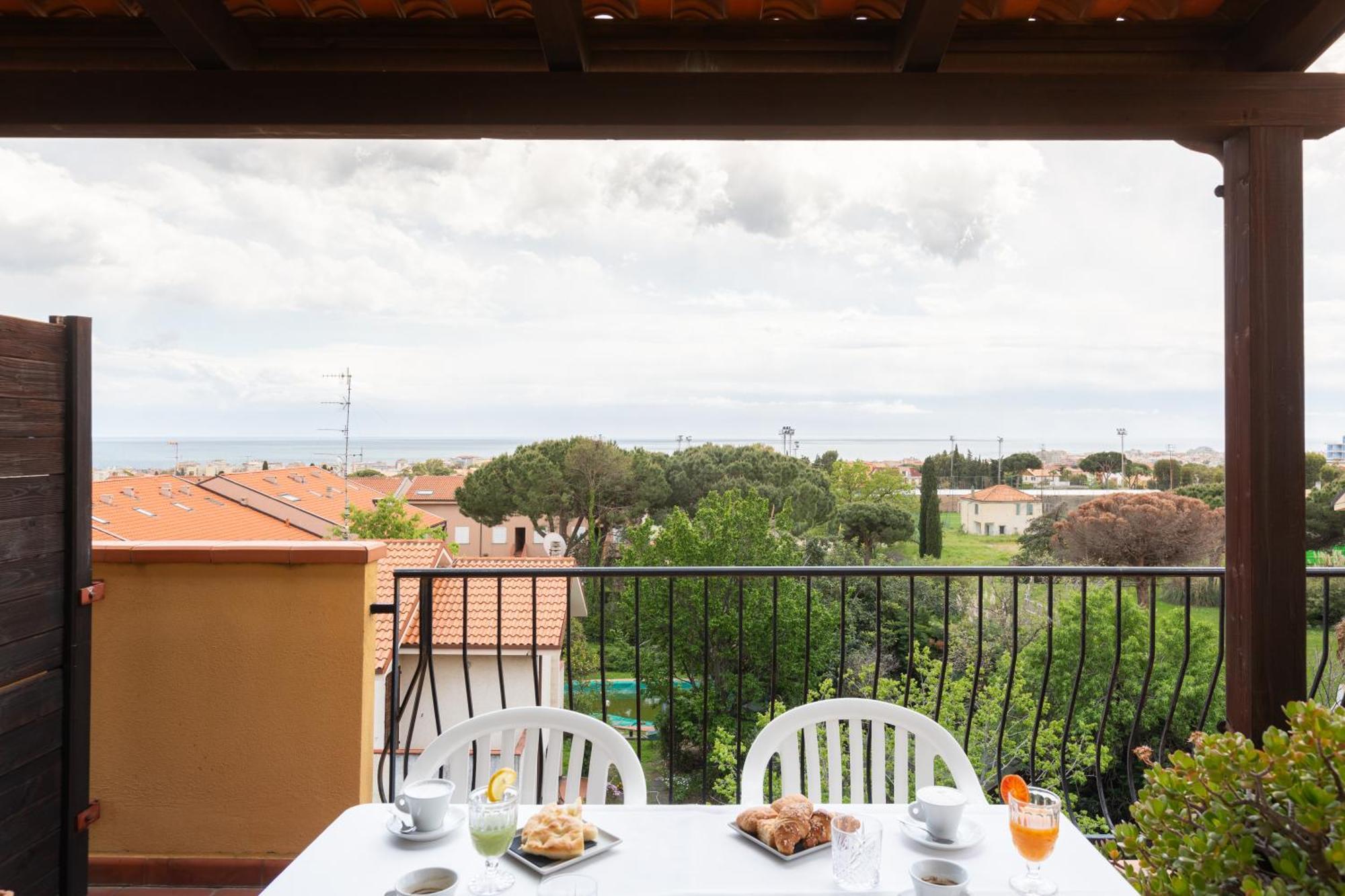 Aparthotel 2 Village 4*