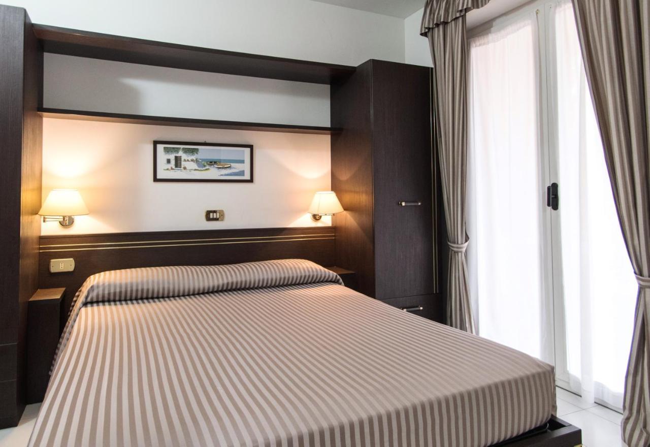 2 Village 4* Loano