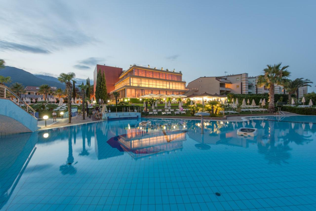 Aparthotel 2 Village Loano